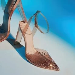 Aldo Glassslipper Pillow Walk ☁️