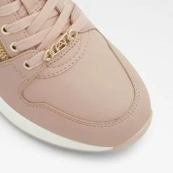 Aldo Adwiwiax Pillow Walk ☁️