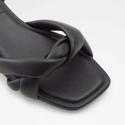 Aldo Pillow Walk ☁️ Buttercupp