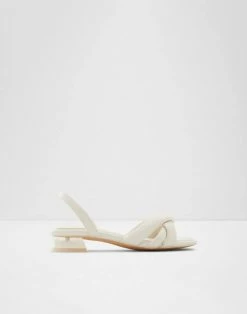Aldo Pillow Walk ☁️ Buttercupp