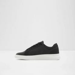 Aldo Caecien Trainers