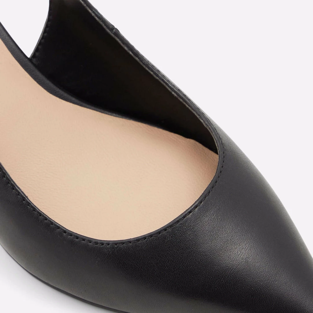 Aldo Carabedar Pillow Walk โ๏ธ