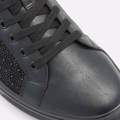 Aldo Carapetos Trainers