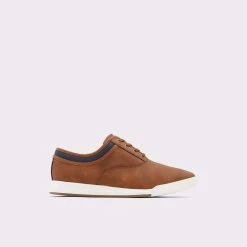 Aldo Carluke Trainers