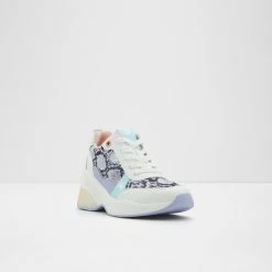 Aldo Pillow Walk ☁️ Cerina