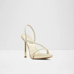 Aldo Pillow Walk ☁️ Dorah