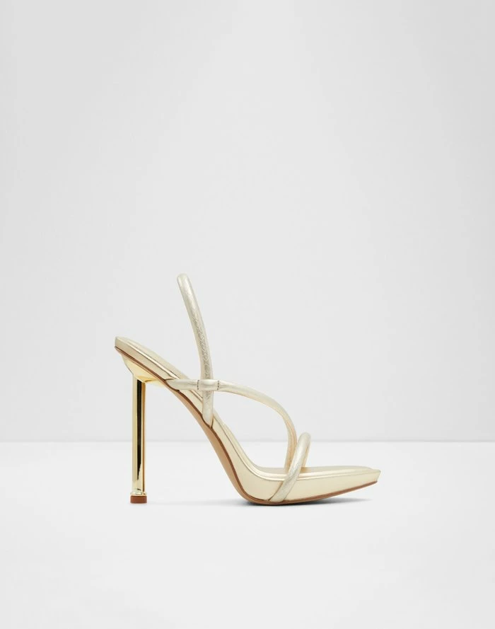 Aldo Pillow Walk ☁️ Dorah