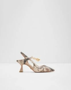 Aldo Pillow Walk ☁️ Lajoie