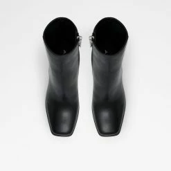 Aldo Pillow Walk ☁️ Mabel