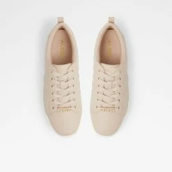 Aldo Meadow Pillow Walk ☁️