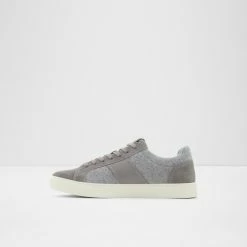 Aldo Pondia Trainers