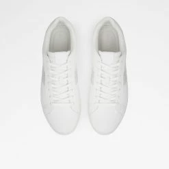 Aldo Pondia Trainers