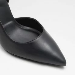 Aldo Pillow Walk ☁️ Radia