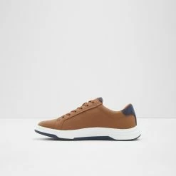 Aldo Romero Trainers