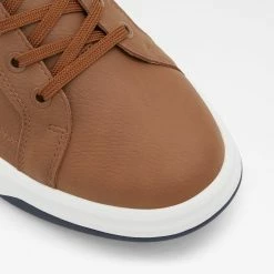 Aldo Romero Trainers