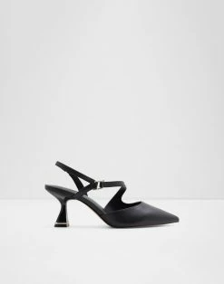 Aldo Pillow Walk ☁️ Sevilla